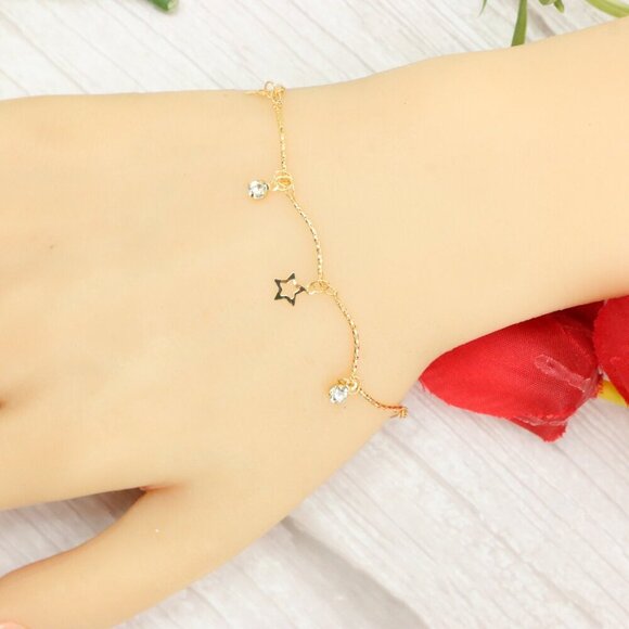 "Trendy Handmade Bracelet – A Thoughtful Gift for Girls & Women | UNVRC1059 - Picture 1 of 11